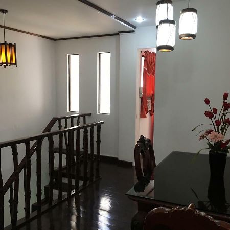 Joyful Island Hostel Мактан Экстерьер фото
